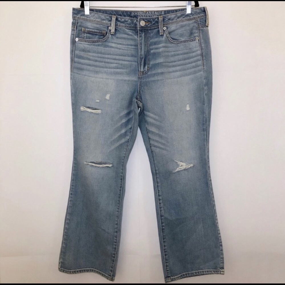 🎉American Eagle Vintage Destroy Boot Jeans 14S